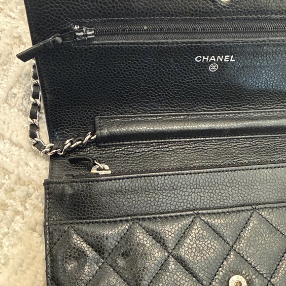 Chanel Wallet on Chain - Picture 8 of 12